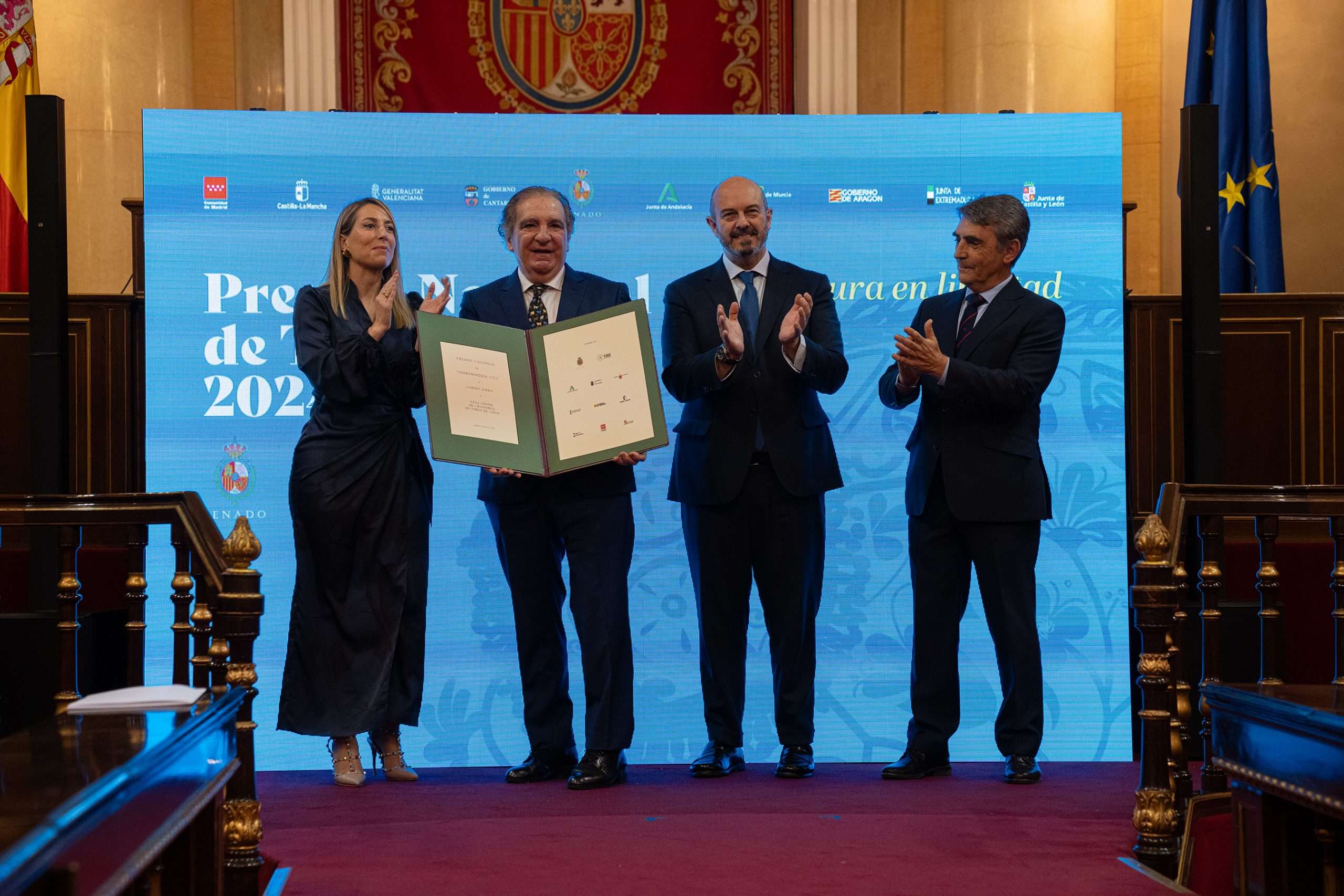 Real Unión de Criadores de Toros de Lidia recibe el Premio Nacional de Tauromaquia