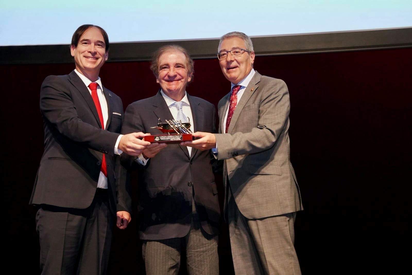 La Real Unión de Criadores de Toros de Lidia, premiada en la Gala de la Tauromaquia de Málaga 2025