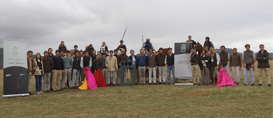 La Real Unión de Criadores de Toros de Lidia reúne en Mérida a los guardianes del relevo ganadero