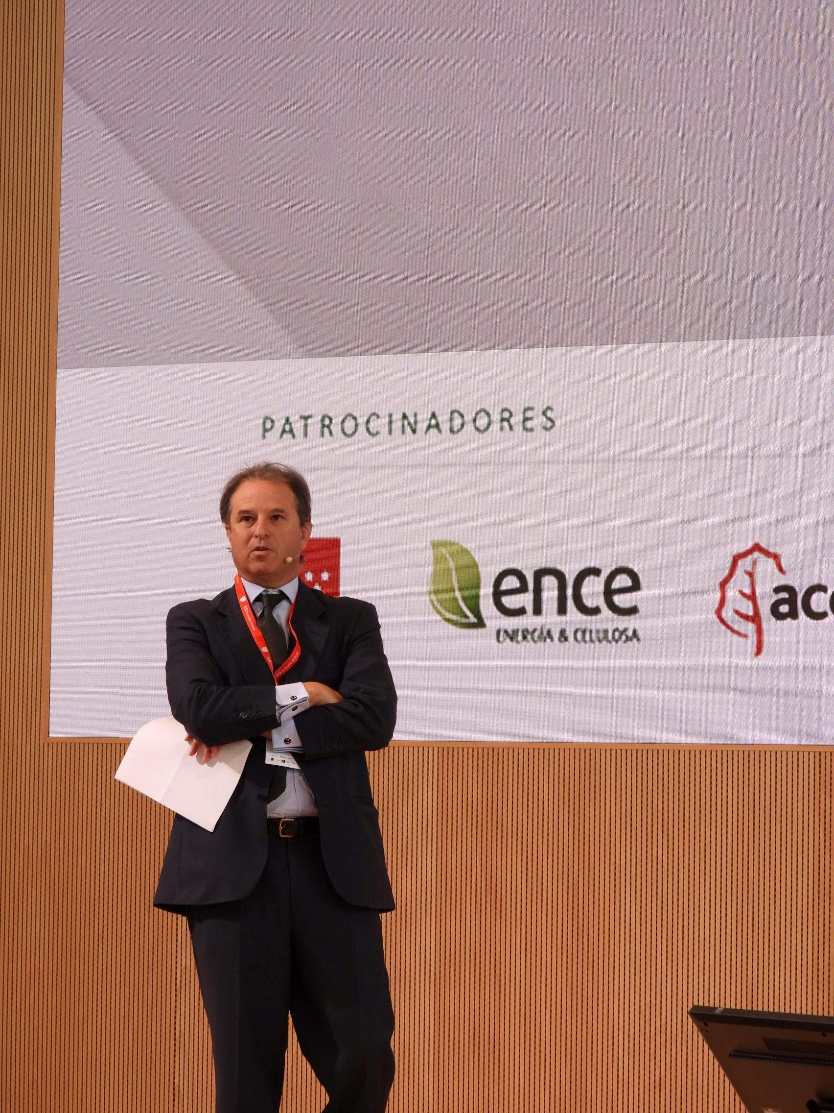 La sincera intervención de Borja Domecq deja un mensaje de gran impacto en el Agroforum celebrado en el IESE: “Sin ganado, España arde”